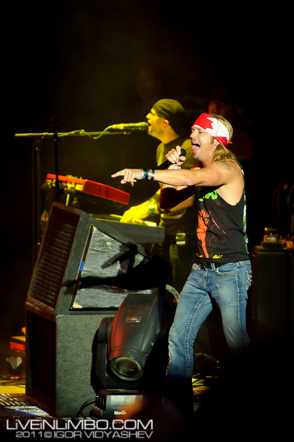 poison toronto concert photos